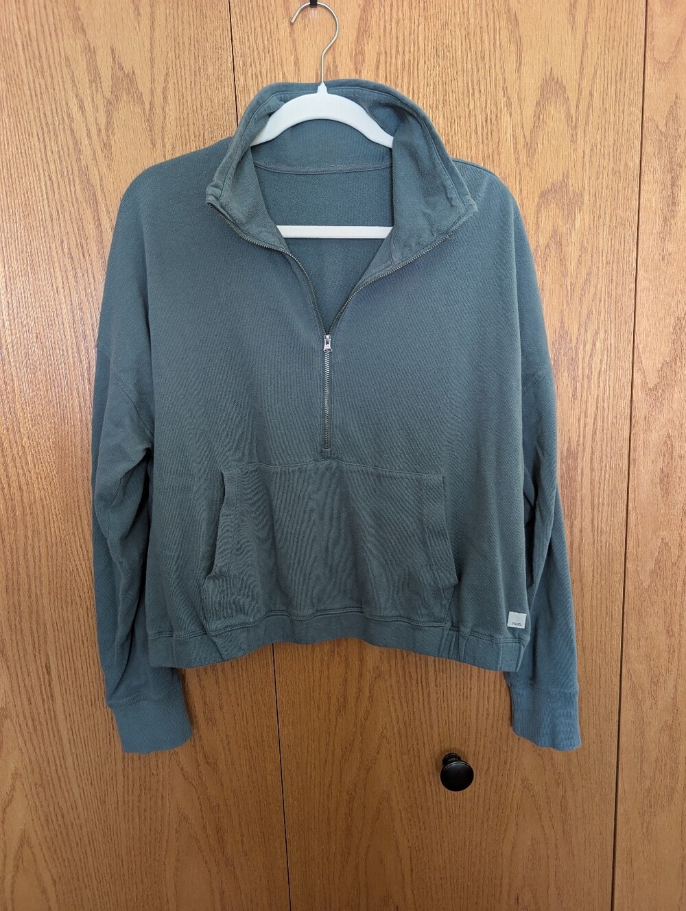 Vuori Lightweight Pullover